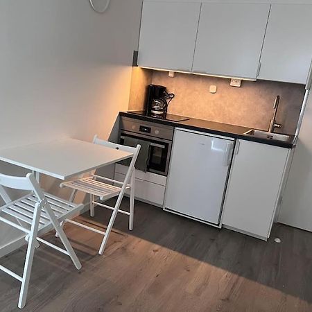 Laegenhet Med Egen Ingang. Apartment ซุนด์สวาลล์ ภายนอก รูปภาพ