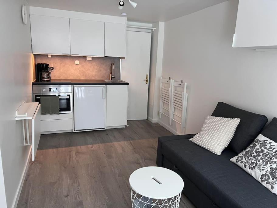 Laegenhet Med Egen Ingang. Apartment ซุนด์สวาลล์ ภายนอก รูปภาพ